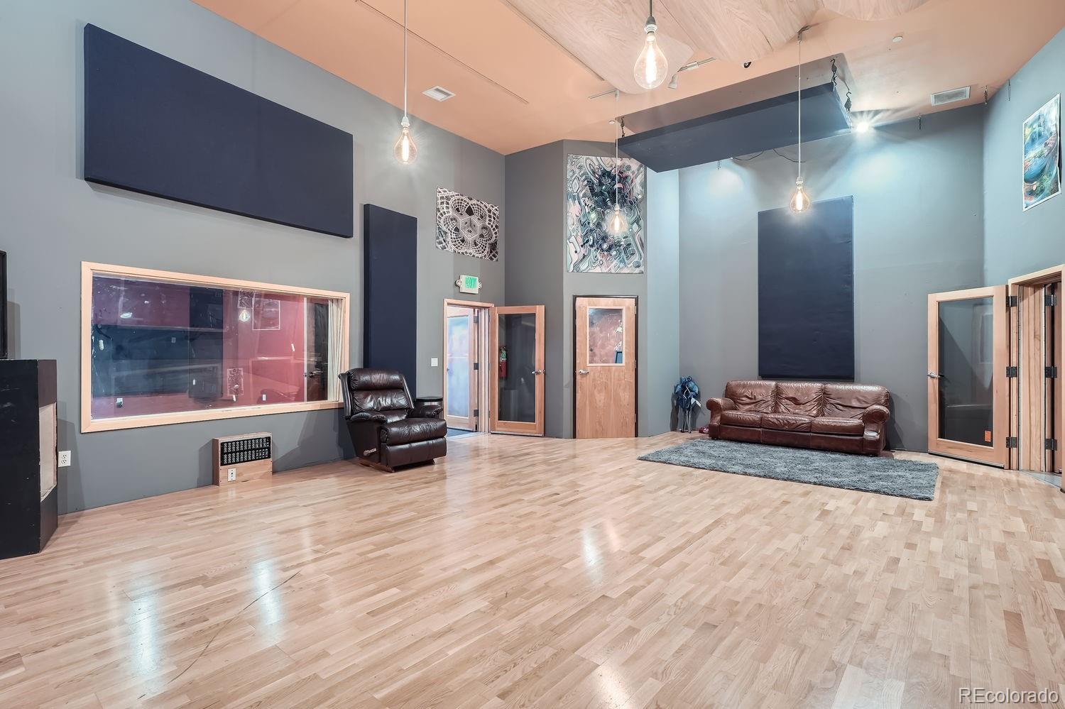 11919 I 70 Frontage Road #118, Wheat Ridge, CO 80033, ,Commercial,For Sale,I 70 Frontage,REC6522504