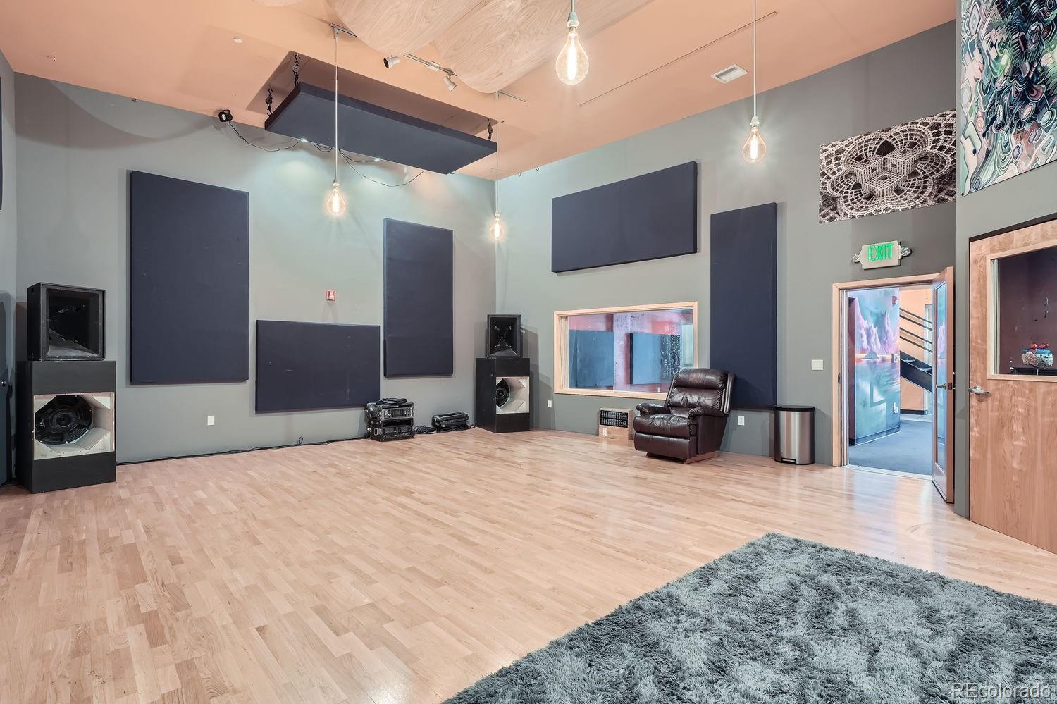 11919 I 70 Frontage Road #118, Wheat Ridge, CO 80033, ,Commercial,For Sale,I 70 Frontage,REC6522504