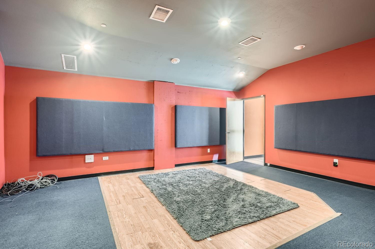 11919 I 70 Frontage Road #118, Wheat Ridge, CO 80033, ,Commercial,For Sale,I 70 Frontage,REC6522504