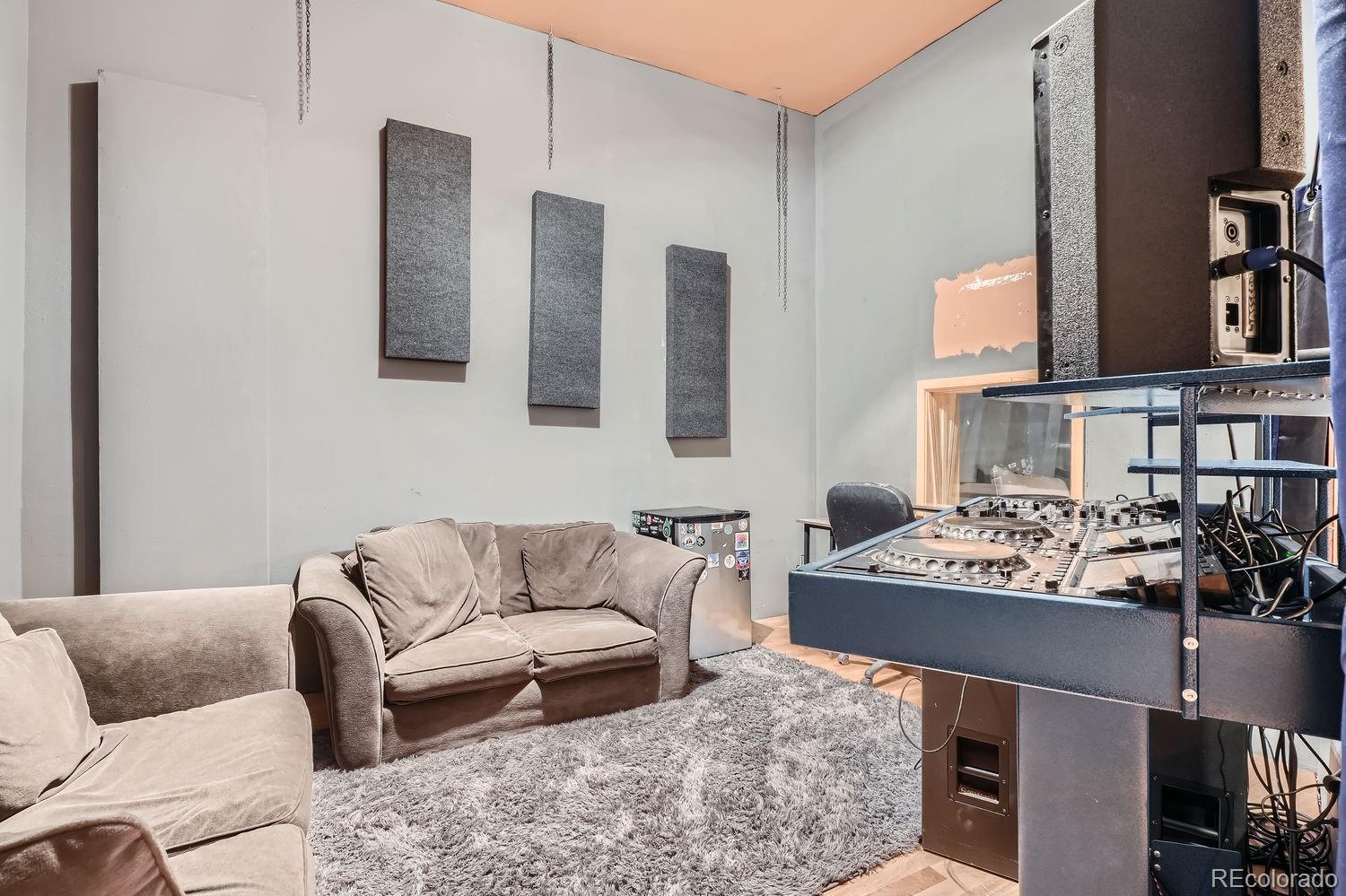 11919 I 70 Frontage Road #118, Wheat Ridge, CO 80033, ,Commercial,For Sale,I 70 Frontage,REC6522504