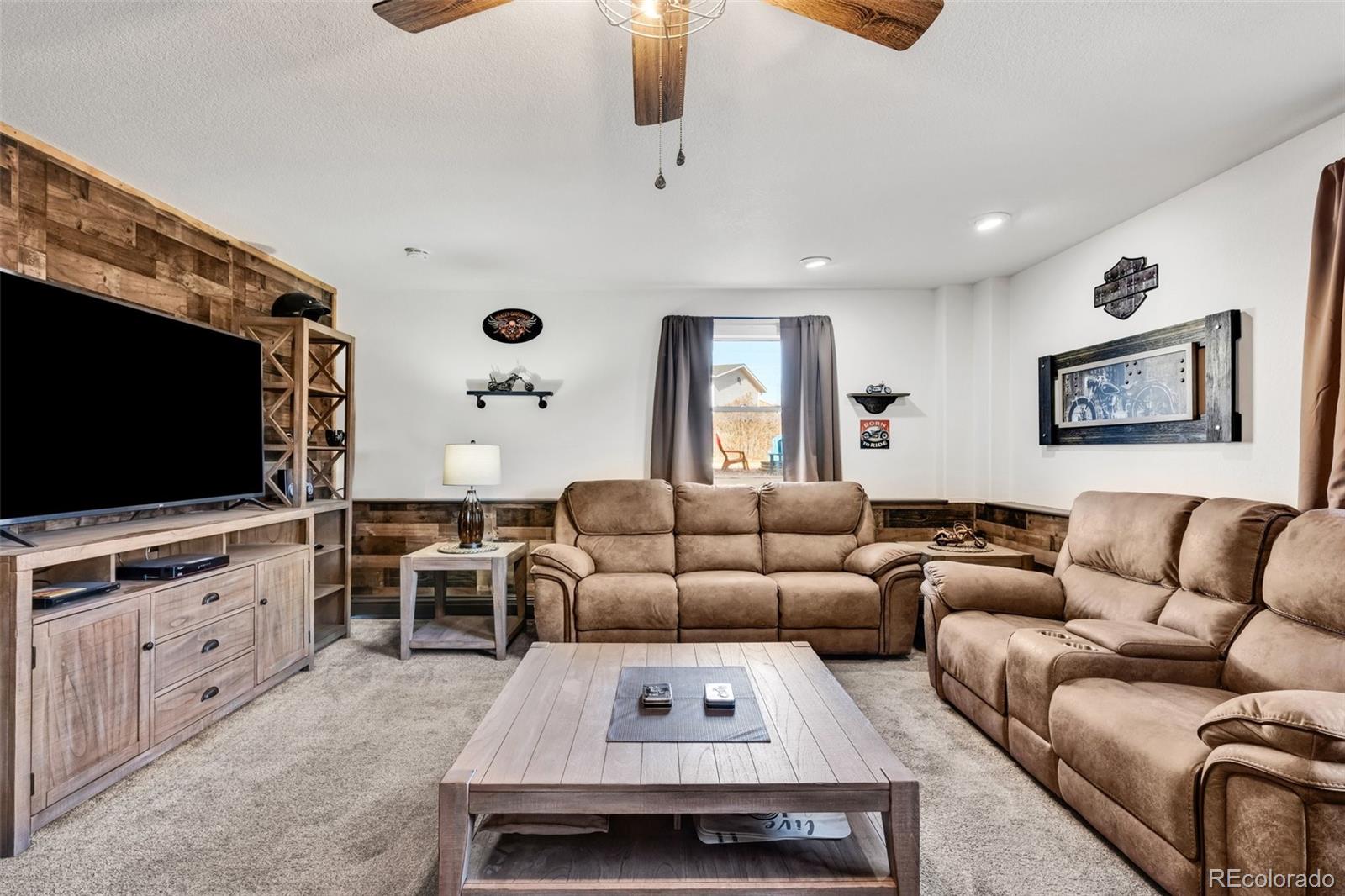 1 Silversmith Court, Pueblo, CO 81008, 6 Bedrooms Bedrooms, ,3 BathroomsBathrooms,Residential,For Sale,Silversmith,REC9846845