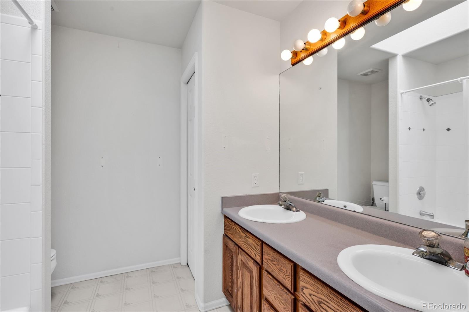 1 Silversmith Court, Pueblo, CO 81008, 6 Bedrooms Bedrooms, ,3 BathroomsBathrooms,Residential,For Sale,Silversmith,REC9846845