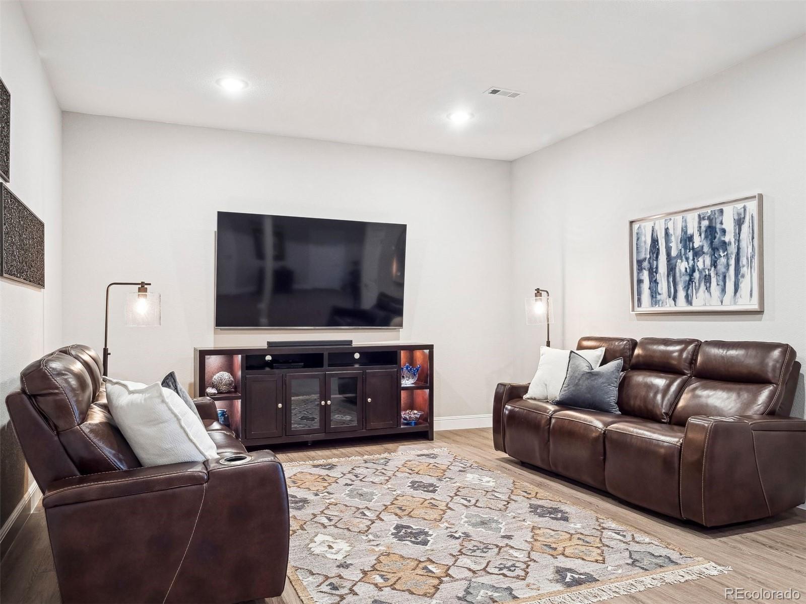22980 Del Norte Circle, Aurora, CO 80016, 3 Bedrooms Bedrooms, ,3 BathroomsBathrooms,Residential,For Sale,Del Norte,REC7236123