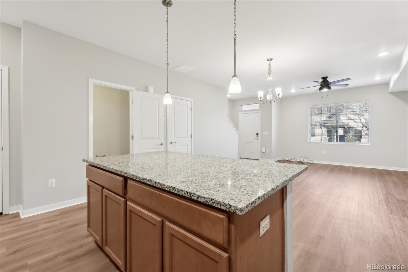 845 98th Avenue #2004, Thornton, CO 80229, 3 Bedrooms Bedrooms, ,3 BathroomsBathrooms,Residential,For Sale,98th,REC7629060