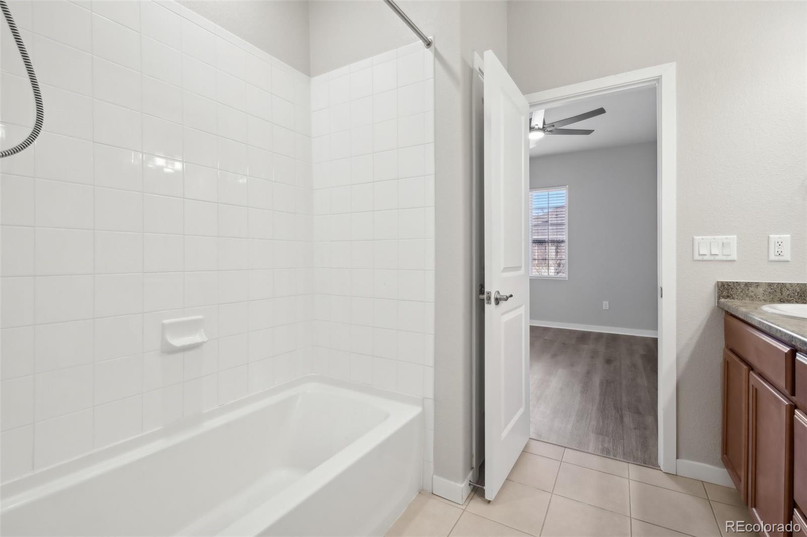 845 98th Avenue #2004, Thornton, CO 80229, 3 Bedrooms Bedrooms, ,3 BathroomsBathrooms,Residential,For Sale,98th,REC7629060