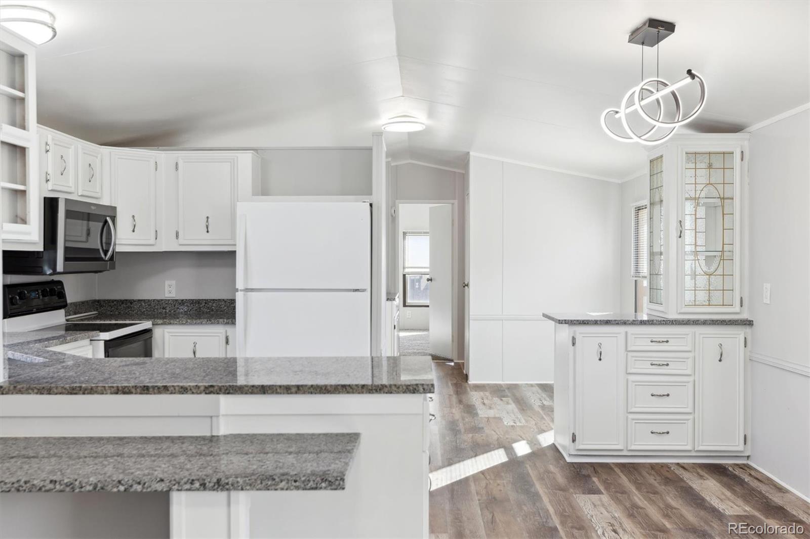 14 Jason Street, Castle Rock, CO 80109, 3 Bedrooms Bedrooms, ,2 BathroomsBathrooms,Residential,For Sale,Jason,REC7566723