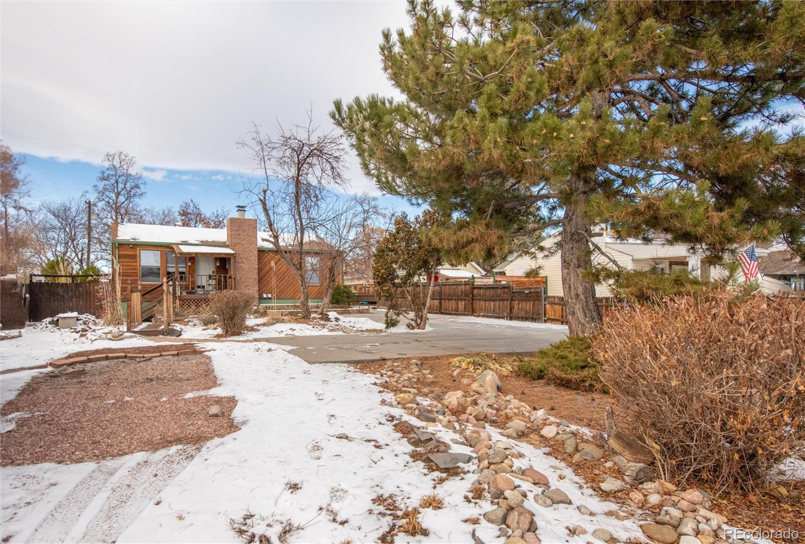 35 Harlan Street, Lakewood, CO 80226, 2 Bedrooms Bedrooms, ,1 BathroomBathrooms,Residential,For Sale,Harlan,REC2688234