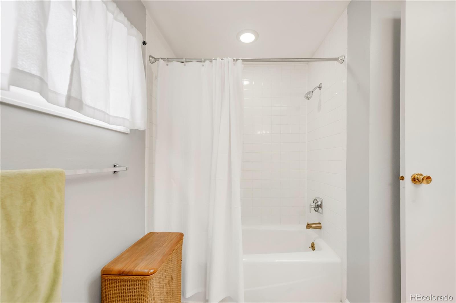 35 Harlan Street, Lakewood, CO 80226, 2 Bedrooms Bedrooms, ,1 BathroomBathrooms,Residential,For Sale,Harlan,REC2688234
