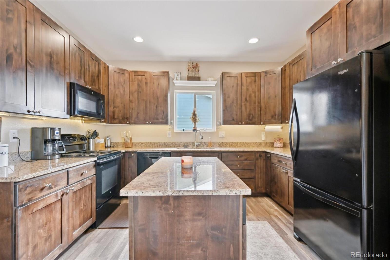 387 2nd Avenue, Deer Trail, CO 80105, 4 Bedrooms Bedrooms, ,4 BathroomsBathrooms,Residential,For Sale,2nd,REC6313268