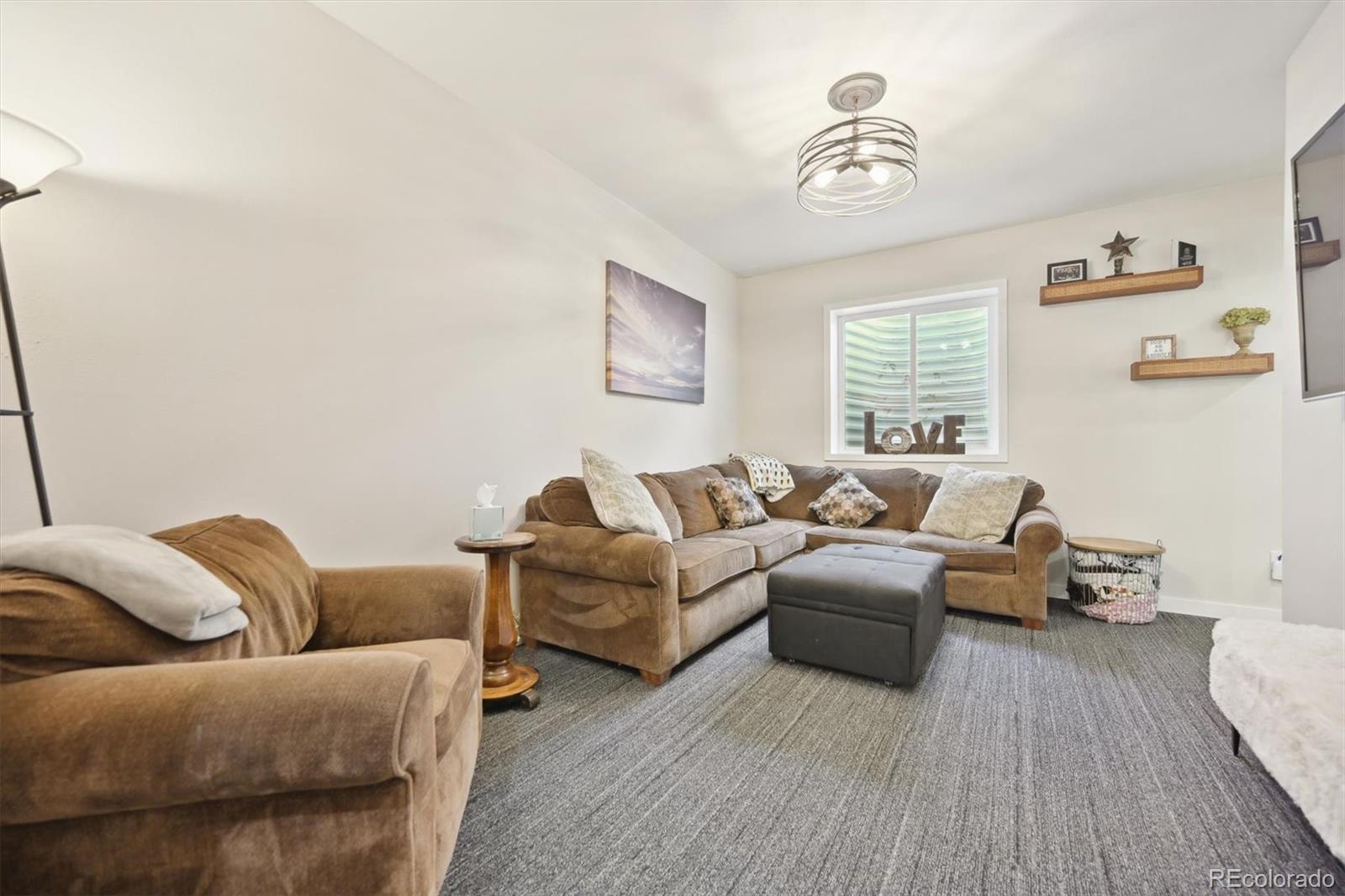 387 2nd Avenue, Deer Trail, CO 80105, 4 Bedrooms Bedrooms, ,4 BathroomsBathrooms,Residential,For Sale,2nd,REC6313268