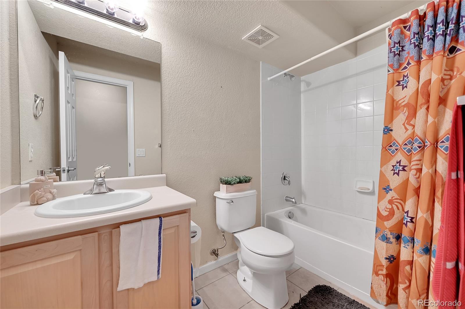 22159 Jamison Place, Aurora, CO 80016, 3 Bedrooms Bedrooms, ,3 BathroomsBathrooms,Residential,For Sale,Jamison,REC9399199