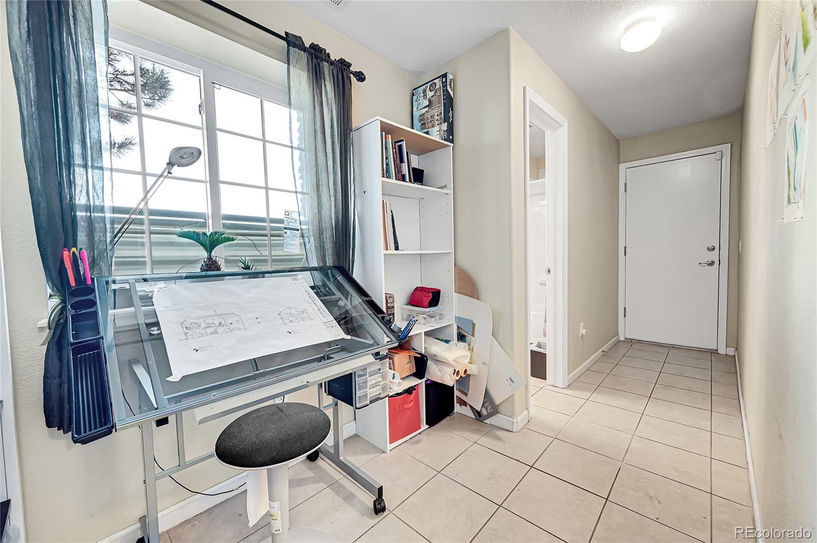 22159 Jamison Place, Aurora, CO 80016, 3 Bedrooms Bedrooms, ,3 BathroomsBathrooms,Residential,For Sale,Jamison,REC9399199