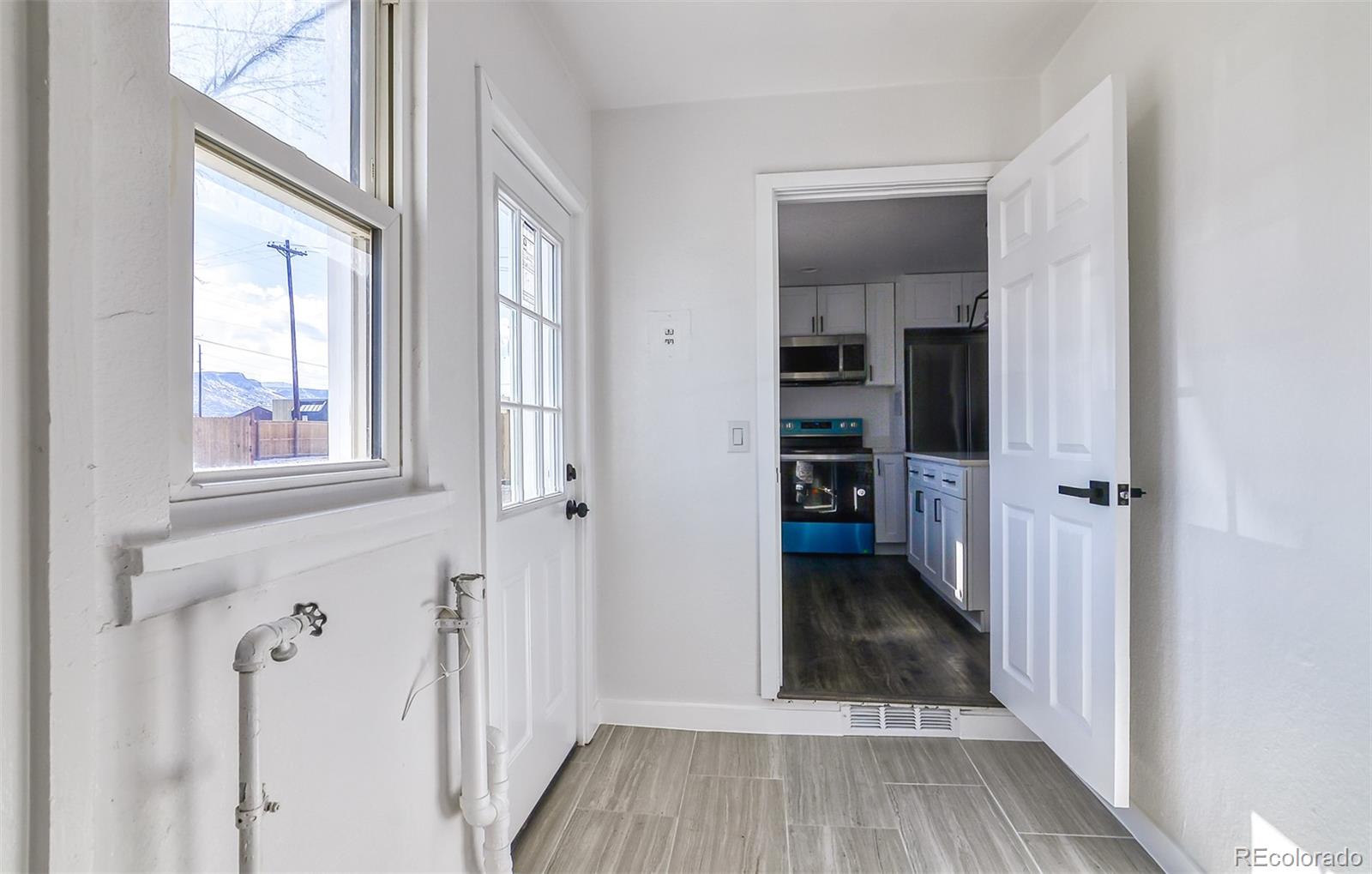 15360 44th Avenue, Golden, CO 80403, 3 Bedrooms Bedrooms, ,1 BathroomBathrooms,Residential,For Sale,44th,REC8868930