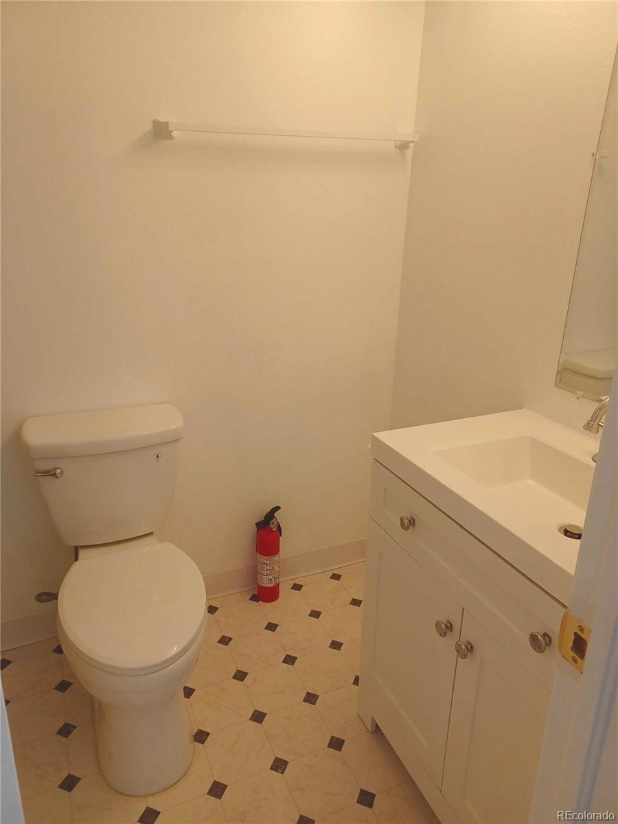 7955 Colorado Avenue #8, Denver, CO 80231, 2 Bedrooms Bedrooms, ,2 BathroomsBathrooms,Residential,For Sale,Colorado,REC3466852