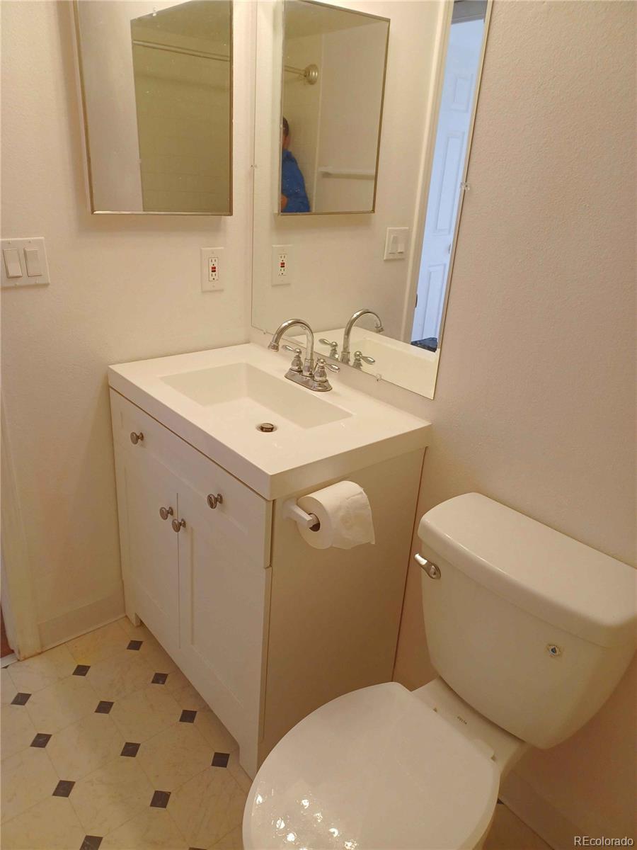 7955 Colorado Avenue #8, Denver, CO 80231, 2 Bedrooms Bedrooms, ,2 BathroomsBathrooms,Residential,For Sale,Colorado,REC3466852
