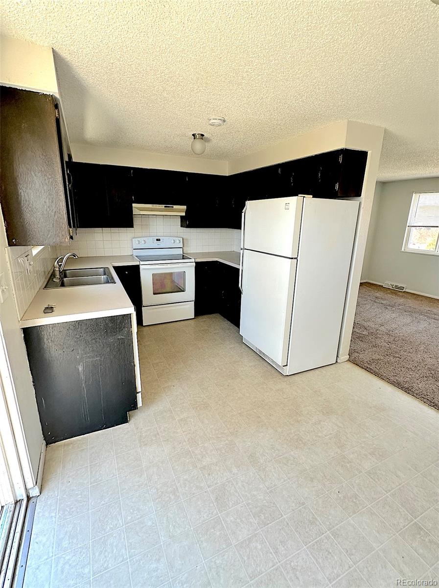 1405 16th Street #B, Loveland, CO 80538, 2 Bedrooms Bedrooms, ,1 BathroomBathrooms,Rental,For Rent,16th,REC6709884