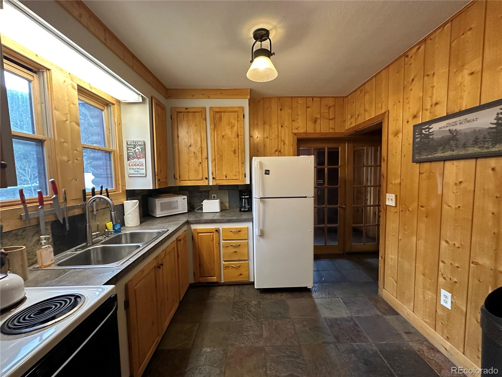 1054 Chicago Creek Road, Idaho Springs, CO 80452, 2 Bedrooms Bedrooms, ,1 BathroomBathrooms,Rental,For Rent,Chicago Creek,REC9191345