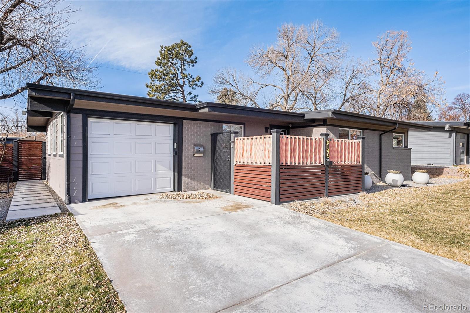 6145 Cody Street, Arvada, CO 80004, 2 Bedrooms Bedrooms, ,2 BathroomsBathrooms,Rental,For Rent,Cody,REC8879143