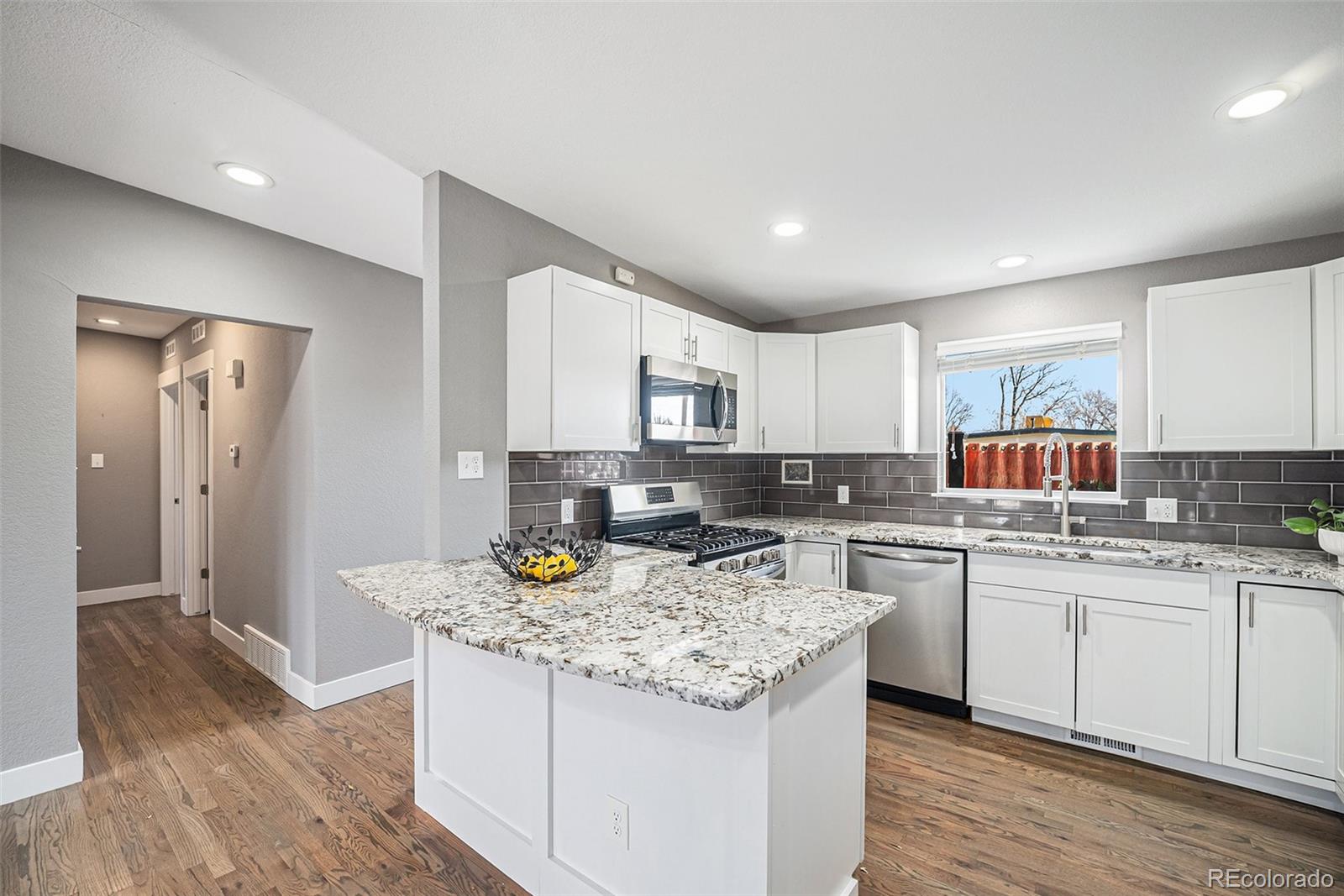 6145 Cody Street, Arvada, CO 80004, 2 Bedrooms Bedrooms, ,2 BathroomsBathrooms,Rental,For Rent,Cody,REC8879143