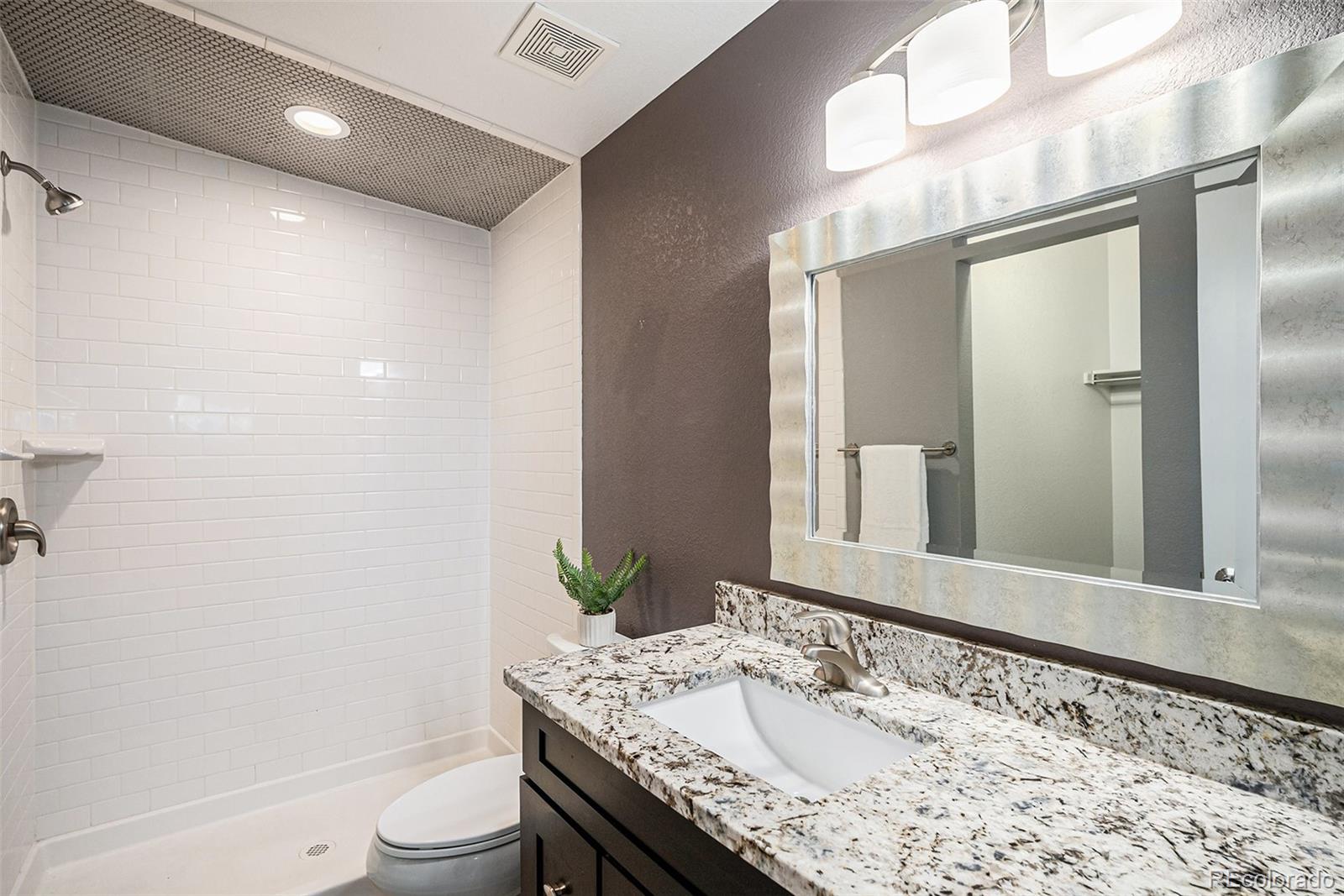 6145 Cody Street, Arvada, CO 80004, 2 Bedrooms Bedrooms, ,2 BathroomsBathrooms,Rental,For Rent,Cody,REC8879143