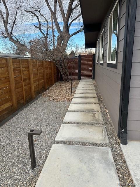 6145 Cody Street, Arvada, CO 80004, 2 Bedrooms Bedrooms, ,2 BathroomsBathrooms,Rental,For Rent,Cody,REC8879143