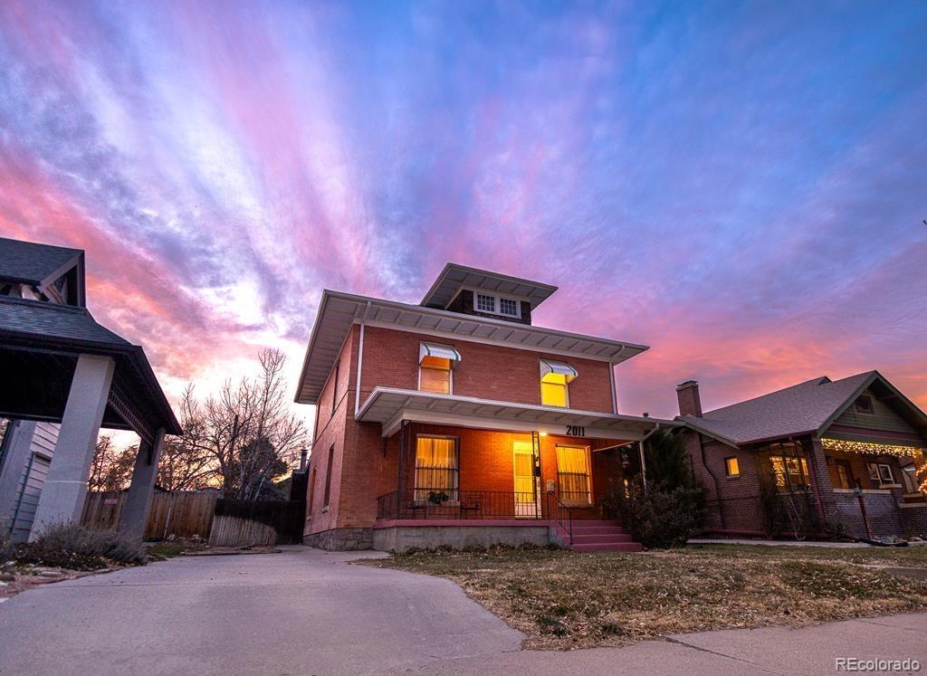 2011 Greenwood, Pueblo, CO 81003, 4 Bedrooms Bedrooms, ,3 BathroomsBathrooms,Residential,For Sale,Greenwood,REC2974017