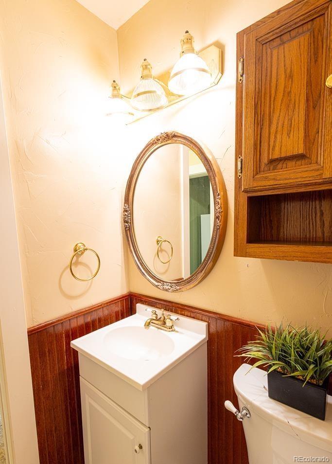 2011 Greenwood, Pueblo, CO 81003, 4 Bedrooms Bedrooms, ,3 BathroomsBathrooms,Residential,For Sale,Greenwood,REC2974017