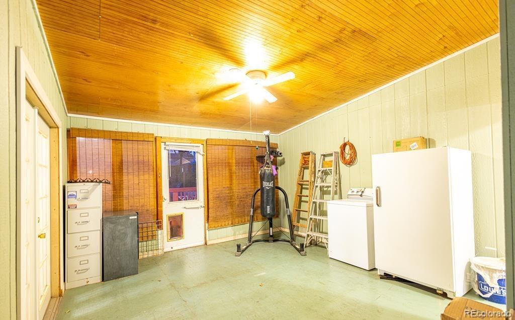 2011 Greenwood, Pueblo, CO 81003, 4 Bedrooms Bedrooms, ,3 BathroomsBathrooms,Residential,For Sale,Greenwood,REC2974017