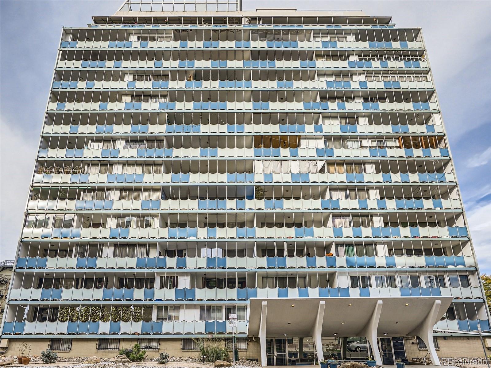 1155 Ash Street #202, Denver, CO 80220, 2 Bedrooms Bedrooms, ,2 BathroomsBathrooms,Residential,For Sale,Parkway Towers,Ash,REC6192627