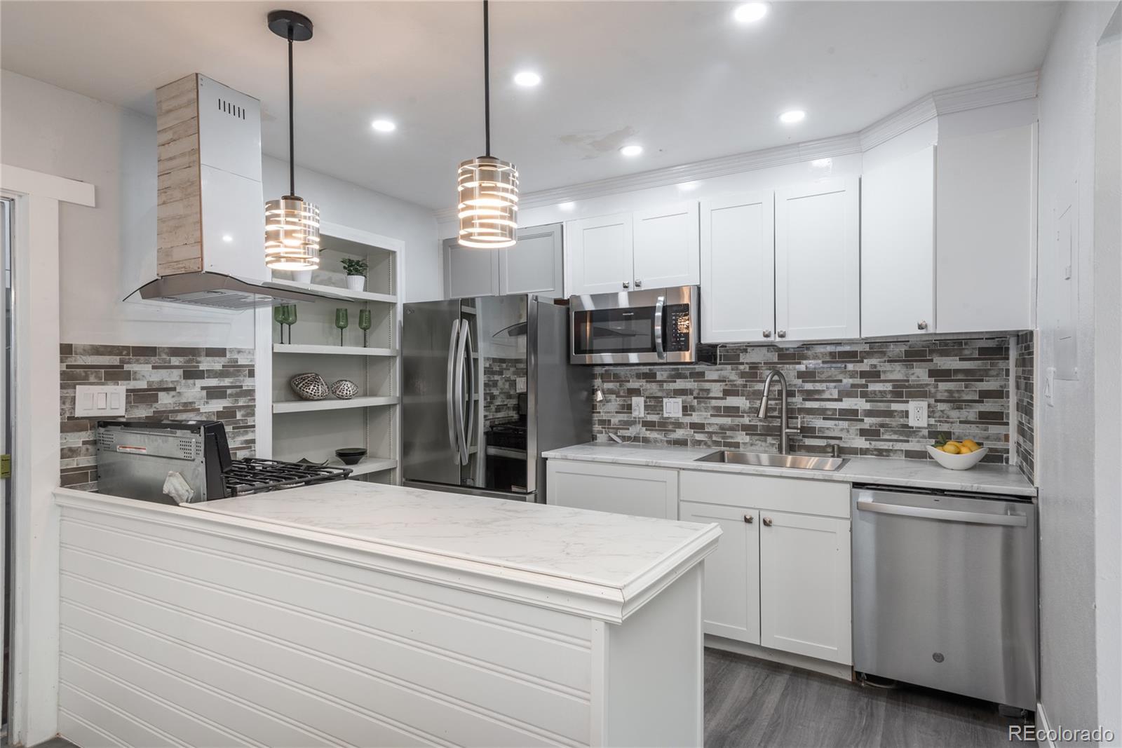 12048 Canal Drive, Aurora, CO 80011, 4 Bedrooms Bedrooms, ,3 BathroomsBathrooms,Residential,For Sale,Canal,REC1858366