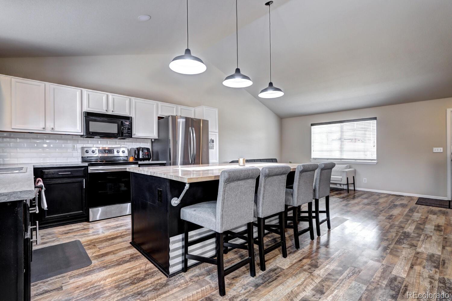 4197 Deer Watch Drive, Castle Rock, CO 80104, 3 Bedrooms Bedrooms, ,3 BathroomsBathrooms,Residential,For Sale,Deer Watch,REC5476605