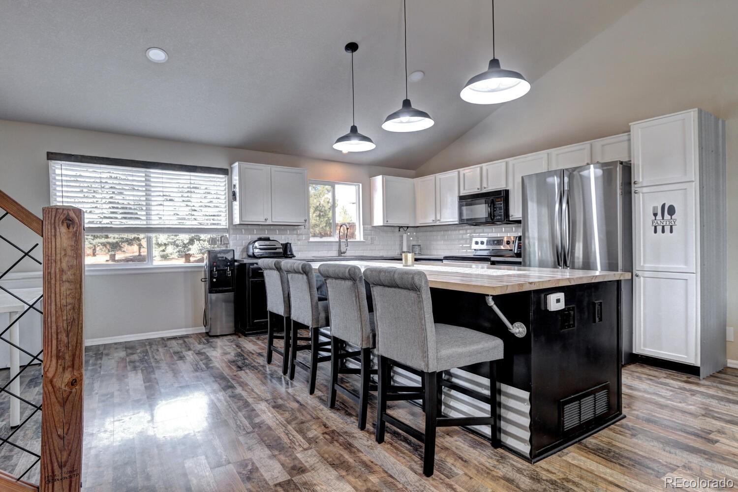 4197 Deer Watch Drive, Castle Rock, CO 80104, 3 Bedrooms Bedrooms, ,3 BathroomsBathrooms,Residential,For Sale,Deer Watch,REC5476605