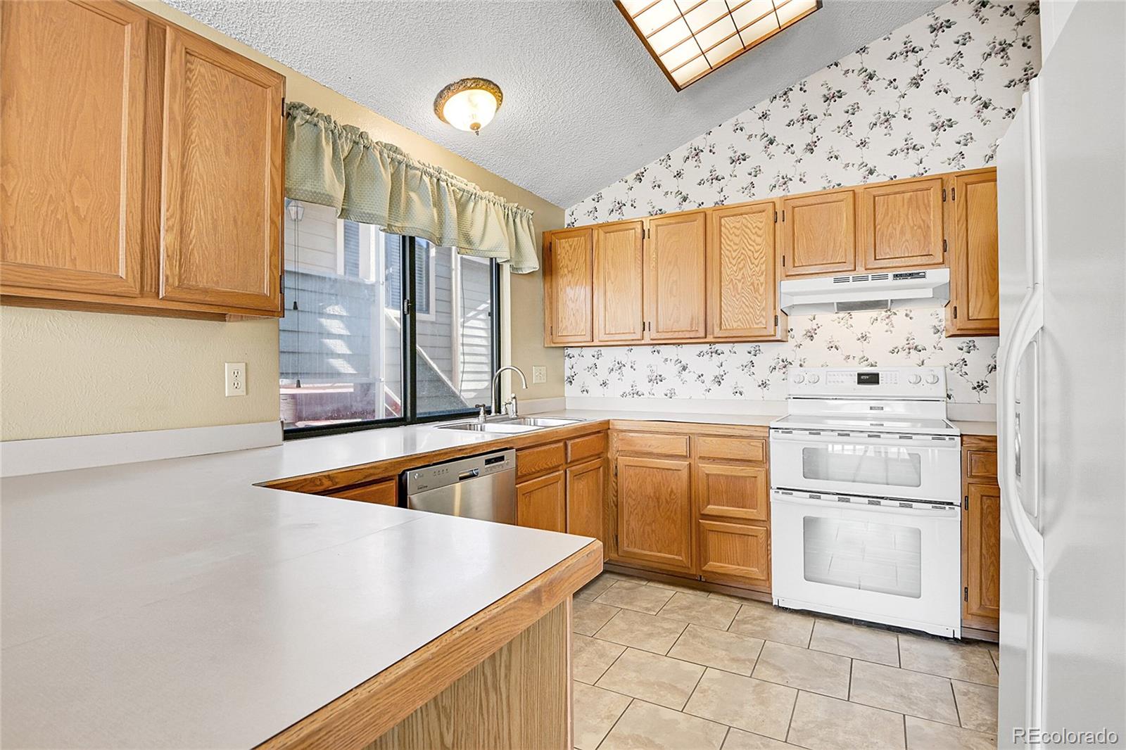 10475 82nd Place, Arvada, CO 80005, 3 Bedrooms Bedrooms, ,3 BathroomsBathrooms,Residential,For Sale,82nd,REC3921270