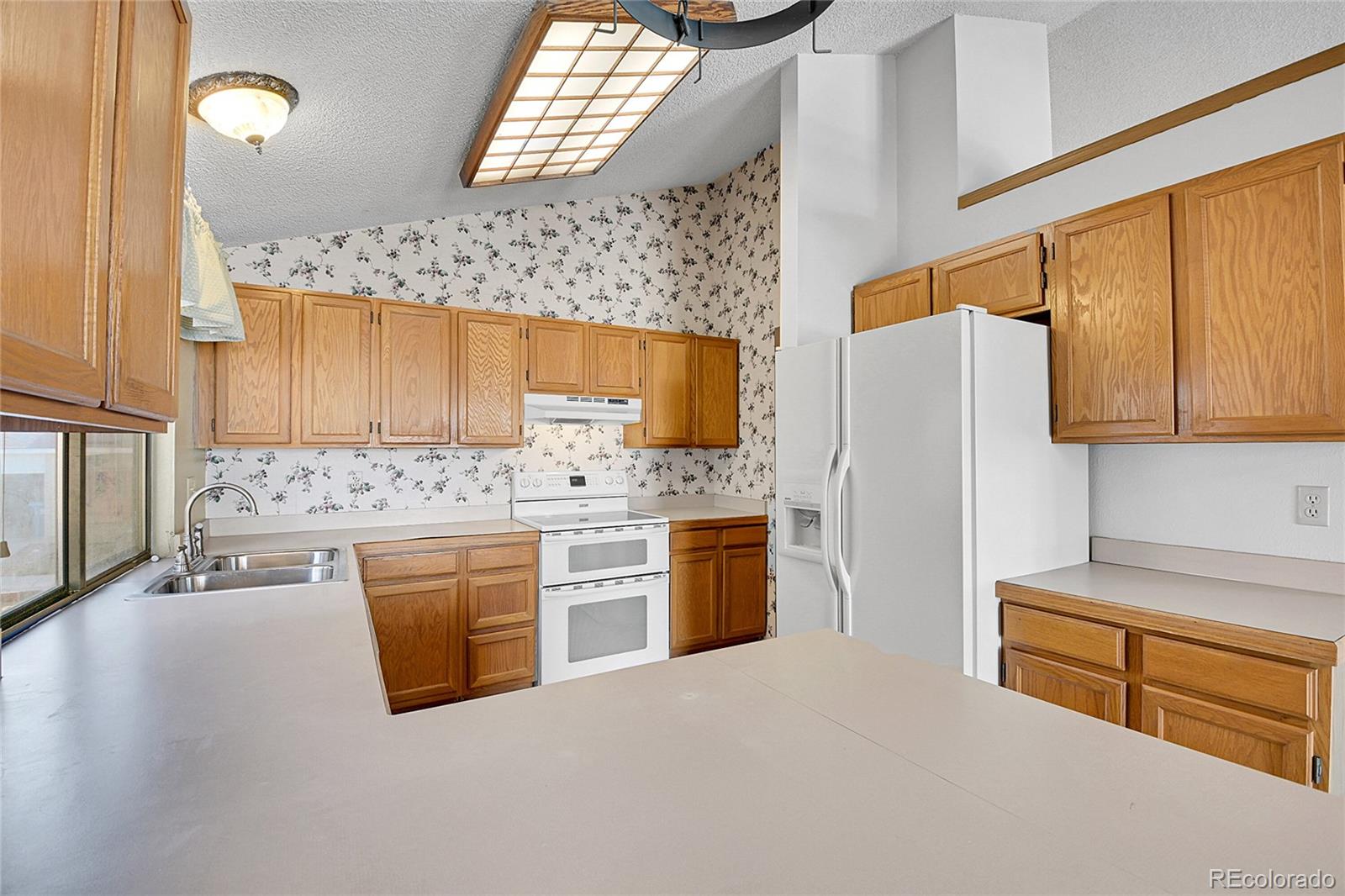 10475 82nd Place, Arvada, CO 80005, 3 Bedrooms Bedrooms, ,3 BathroomsBathrooms,Residential,For Sale,82nd,REC3921270
