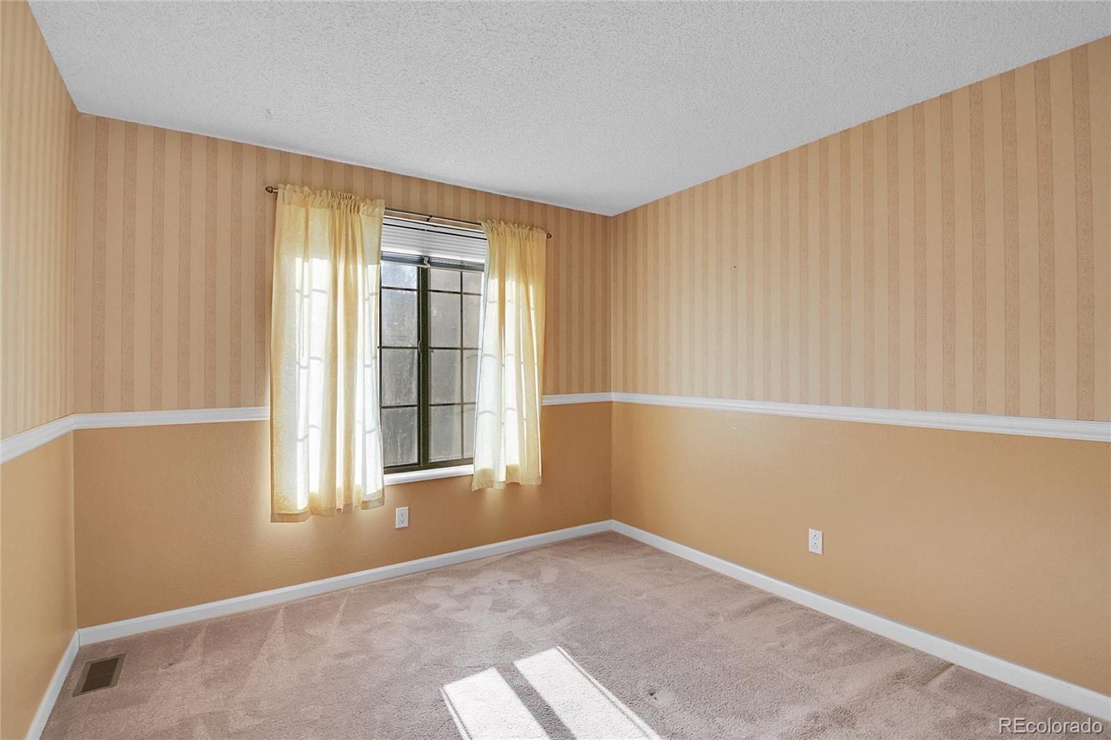 10475 82nd Place, Arvada, CO 80005, 3 Bedrooms Bedrooms, ,3 BathroomsBathrooms,Residential,For Sale,82nd,REC3921270
