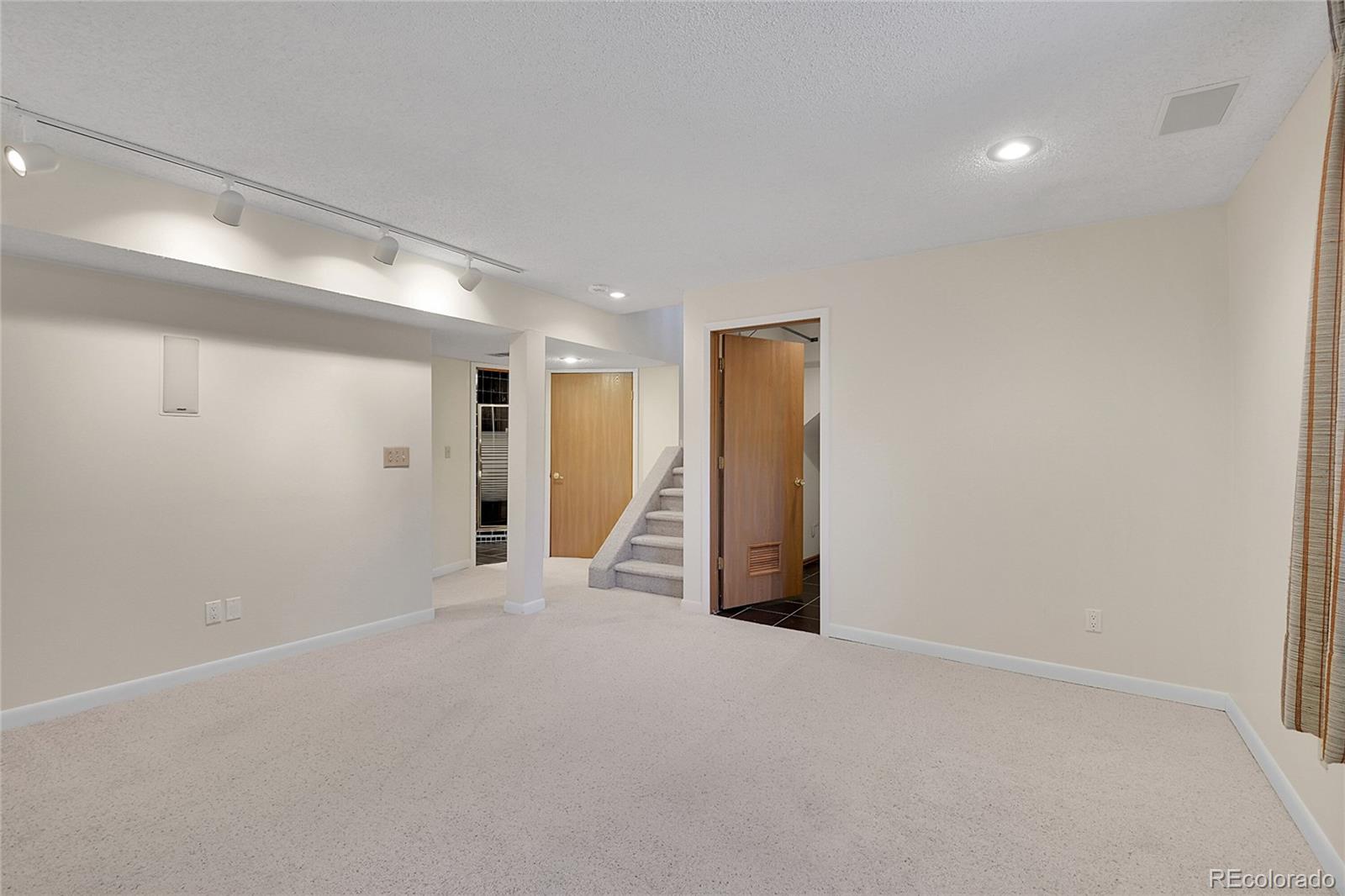 10475 82nd Place, Arvada, CO 80005, 3 Bedrooms Bedrooms, ,3 BathroomsBathrooms,Residential,For Sale,82nd,REC3921270