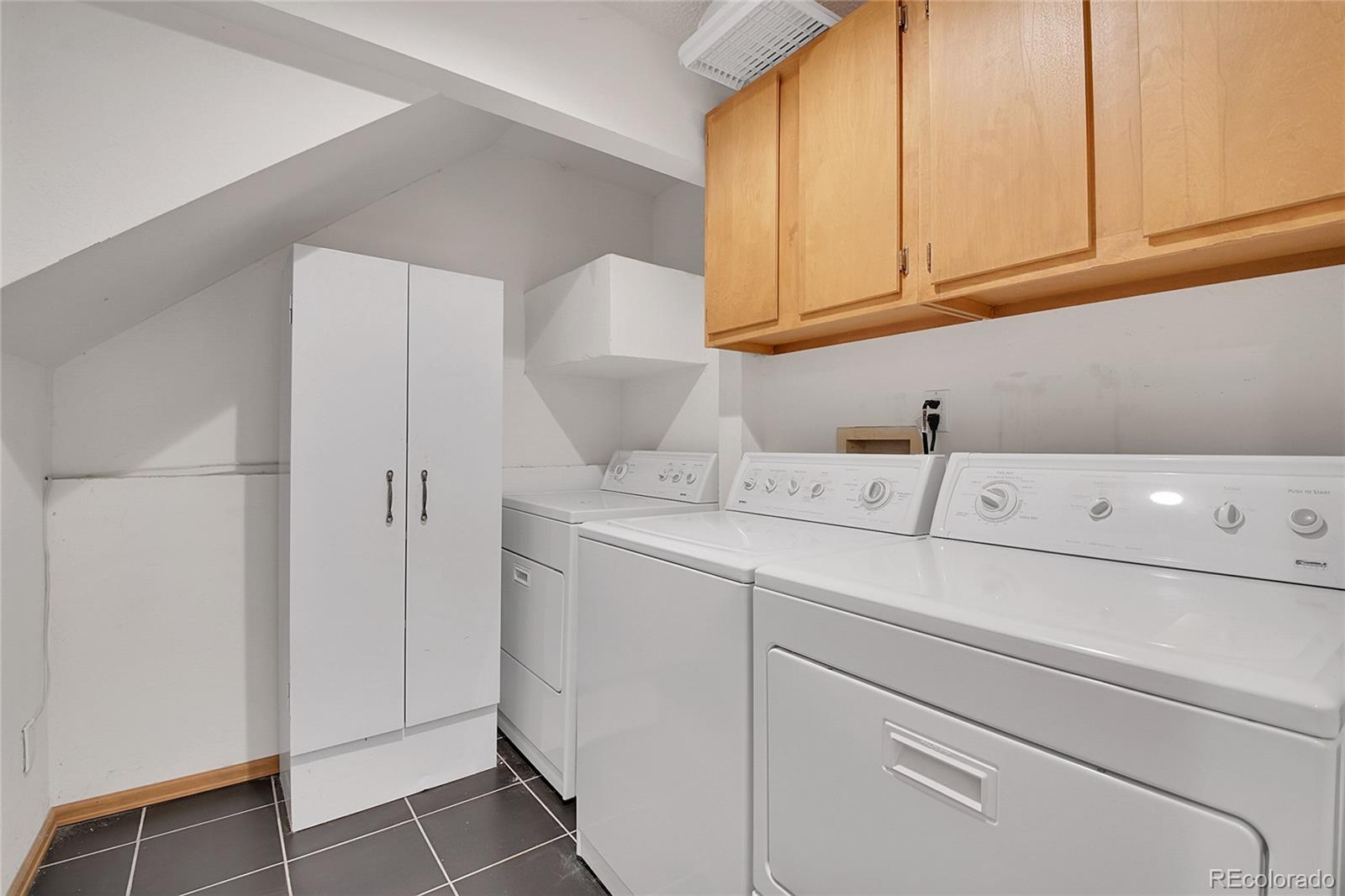 10475 82nd Place, Arvada, CO 80005, 3 Bedrooms Bedrooms, ,3 BathroomsBathrooms,Residential,For Sale,82nd,REC3921270