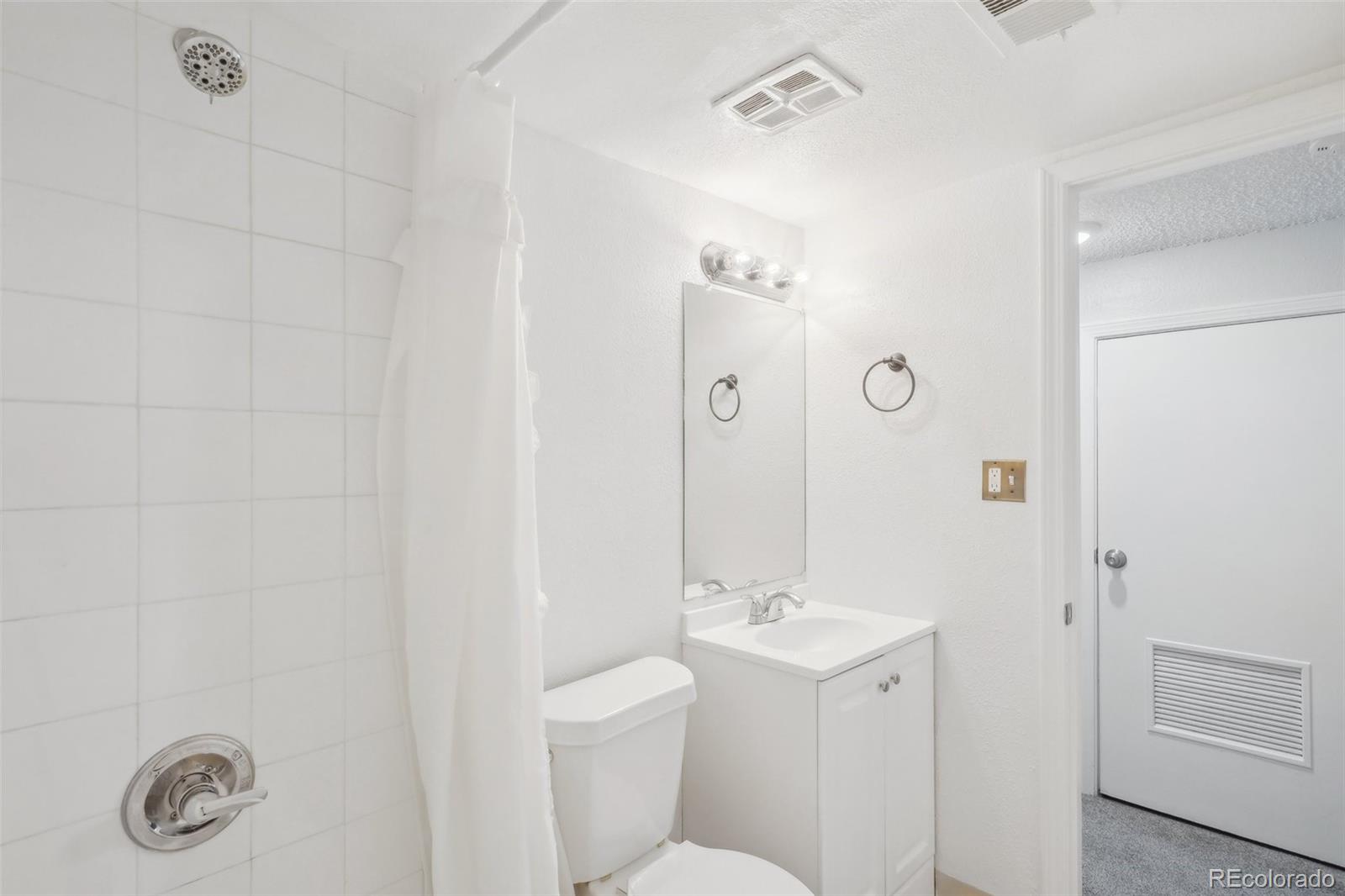 9220 Girard Avenue #2, Denver, CO 80231, 1 Bedroom Bedrooms, ,1 BathroomBathrooms,Residential,For Sale,Girard,REC3056888