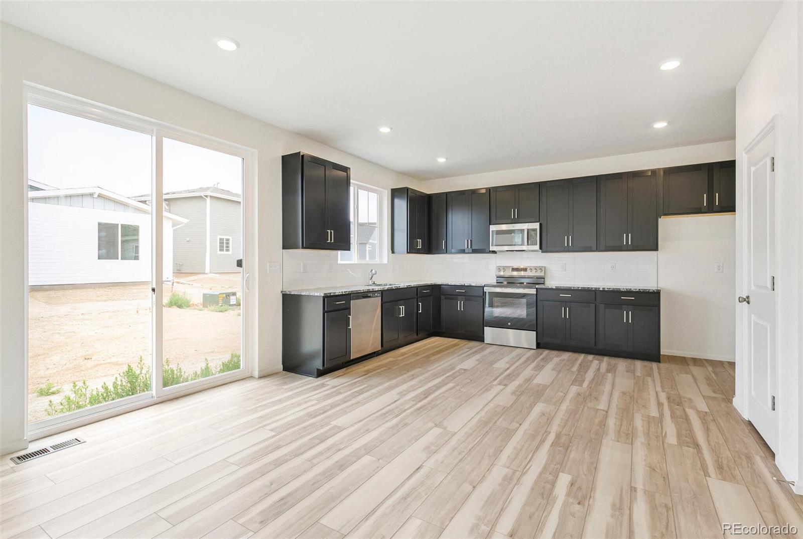 9374 Bahama Court, Commerce City, CO 80022, 3 Bedrooms Bedrooms, ,3 BathroomsBathrooms,Residential,For Sale,Bahama,REC6663739