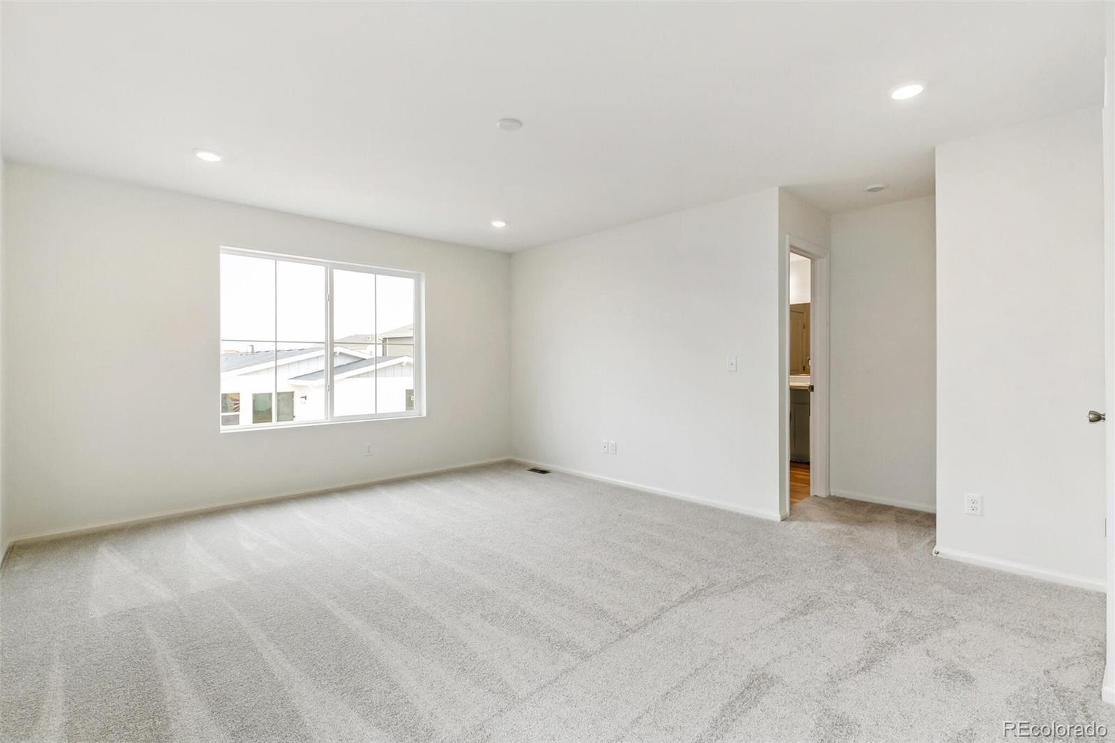 9374 Bahama Court, Commerce City, CO 80022, 3 Bedrooms Bedrooms, ,3 BathroomsBathrooms,Residential,For Sale,Bahama,REC6663739