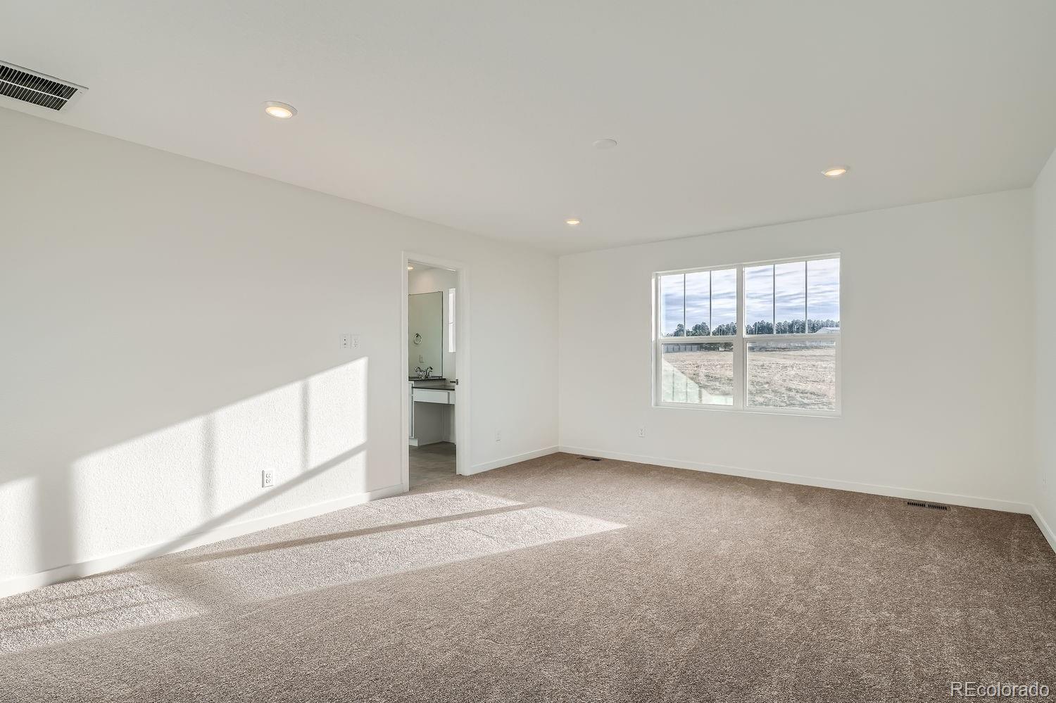 290 Paloma Way, Elizabeth, CO 80107, 4 Bedrooms Bedrooms, ,3 BathroomsBathrooms,Residential,For Sale,Paloma,REC5408876