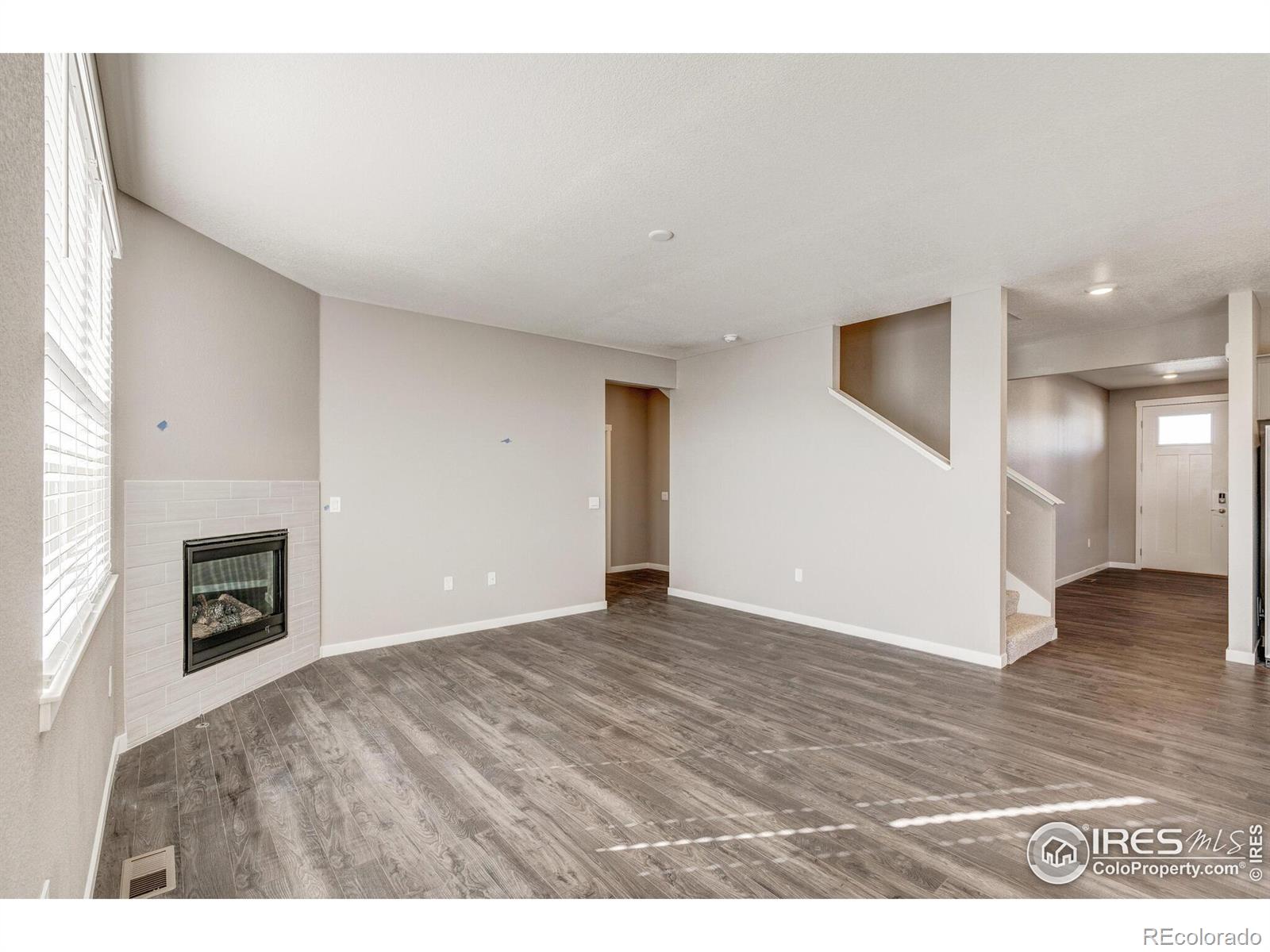 4205 Sandstone Drive, Mead, CO 80504, 5 Bedrooms Bedrooms, ,3 BathroomsBathrooms,Residential,For Sale,Sandstone,RECIR1023558