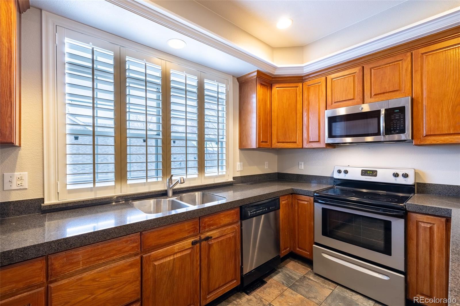 2996 Long Drive #D, Littleton, CO 80120, 2 Bedrooms Bedrooms, ,2 BathroomsBathrooms,Residential,For Sale,Long,REC6861432