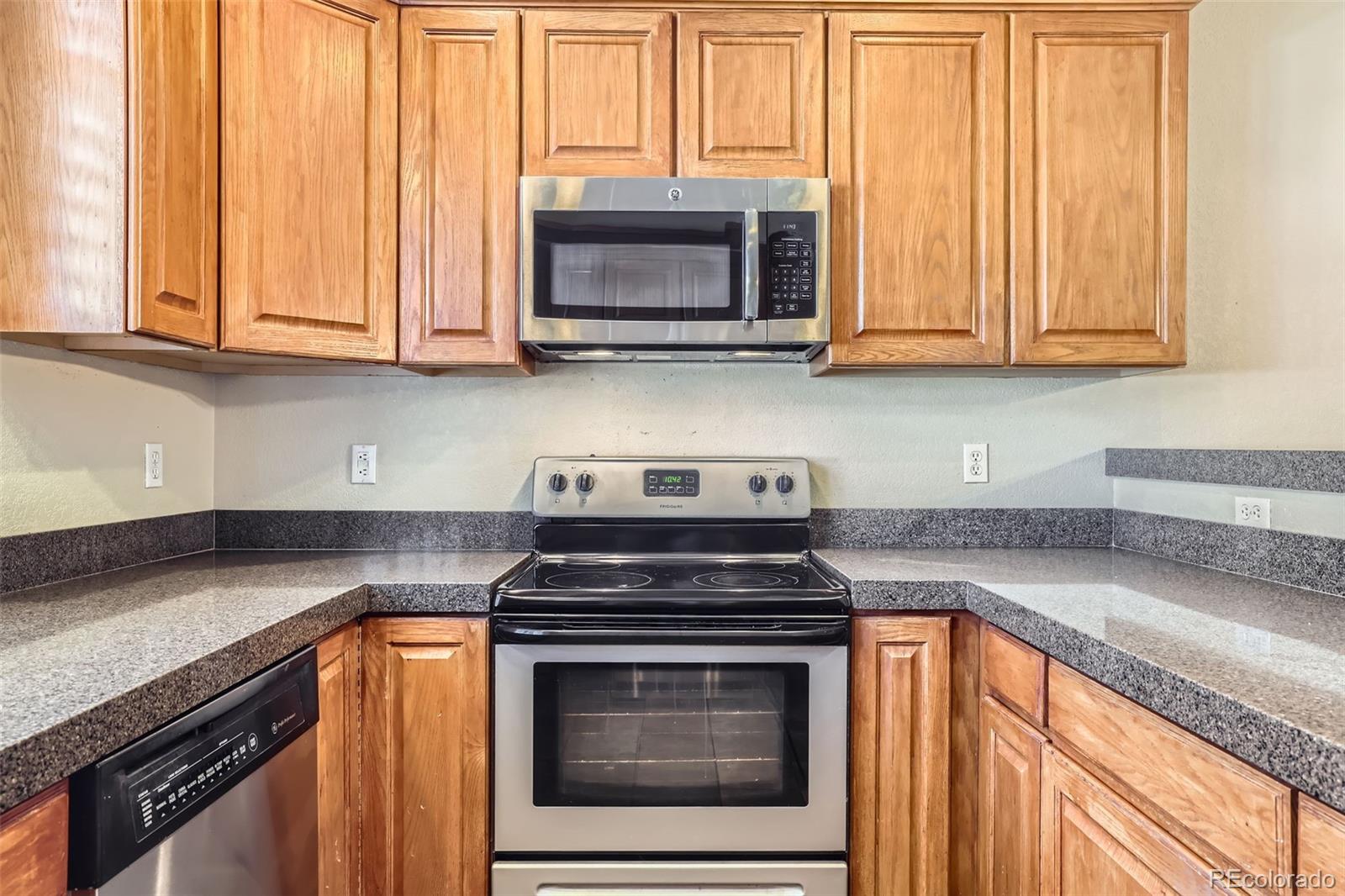2996 Long Drive #D, Littleton, CO 80120, 2 Bedrooms Bedrooms, ,2 BathroomsBathrooms,Residential,For Sale,Long,REC6861432