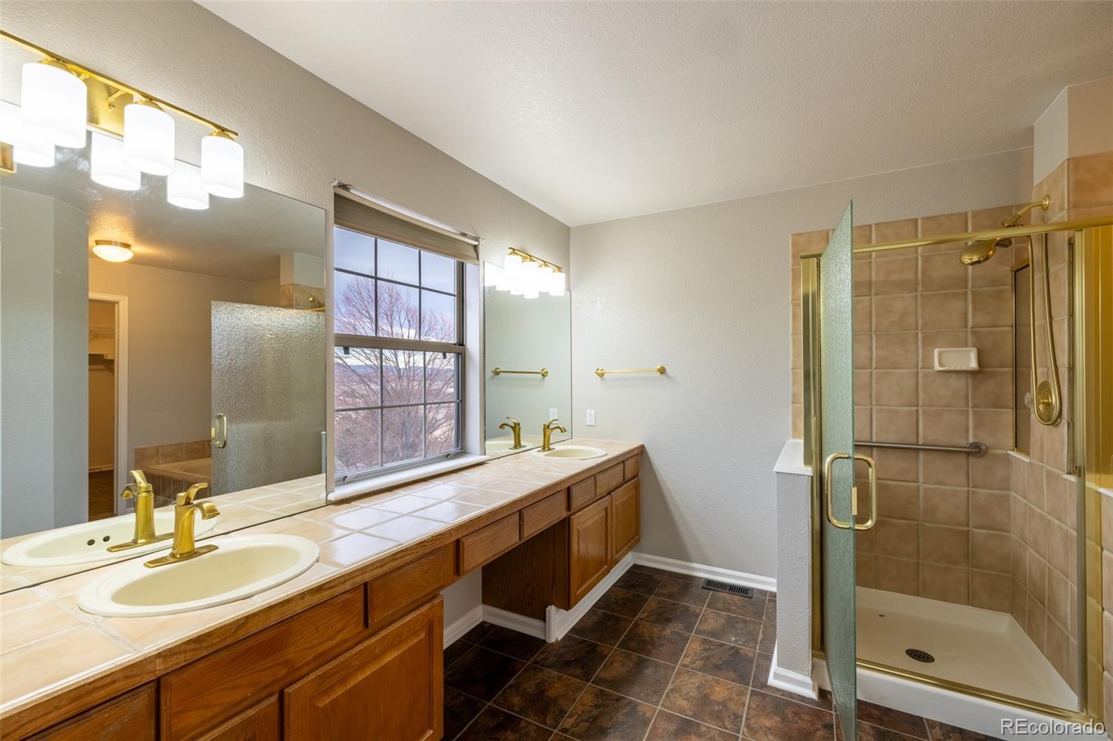 2996 Long Drive #D, Littleton, CO 80120, 2 Bedrooms Bedrooms, ,2 BathroomsBathrooms,Residential,For Sale,Long,REC6861432