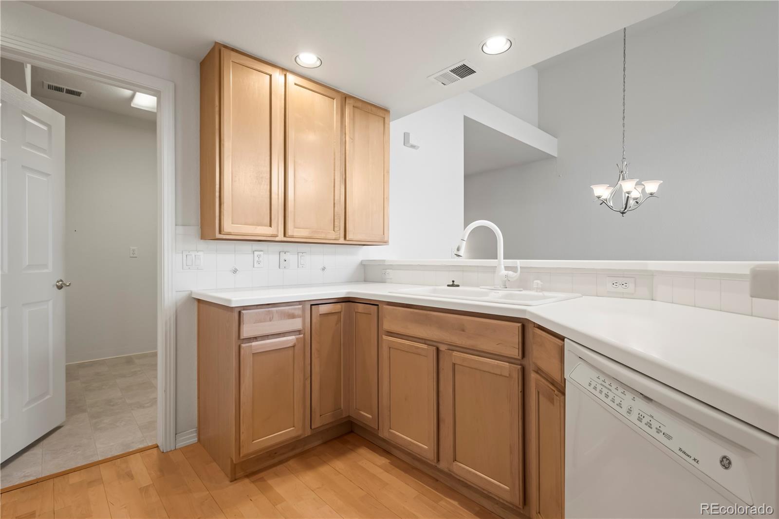 10730 Eliot Circle #103, Denver, CO 80234, 1 Bedroom Bedrooms, ,2 BathroomsBathrooms,Residential,For Sale,Eliot,REC7297807