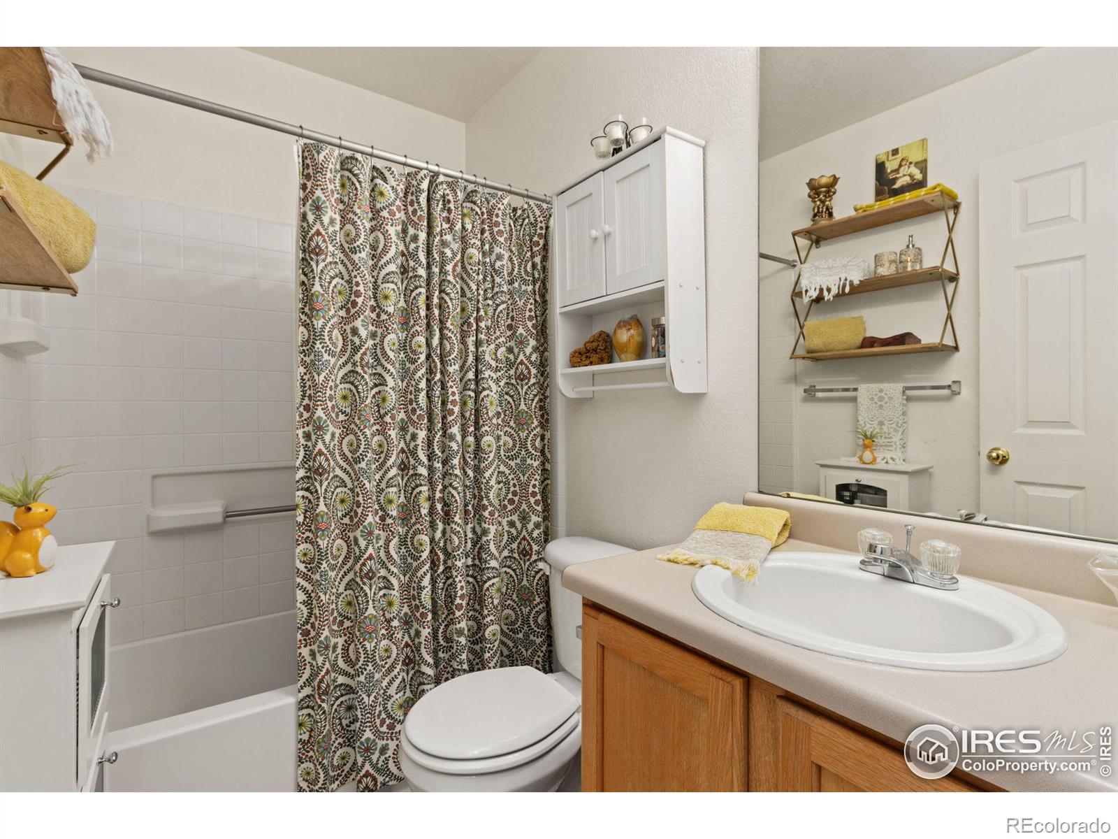 6715 Autumn Ridge Drive #4, Fort Collins, CO 80525, 3 Bedrooms Bedrooms, ,3 BathroomsBathrooms,Residential,For Sale,Autumn Ridge,RECIR1023566