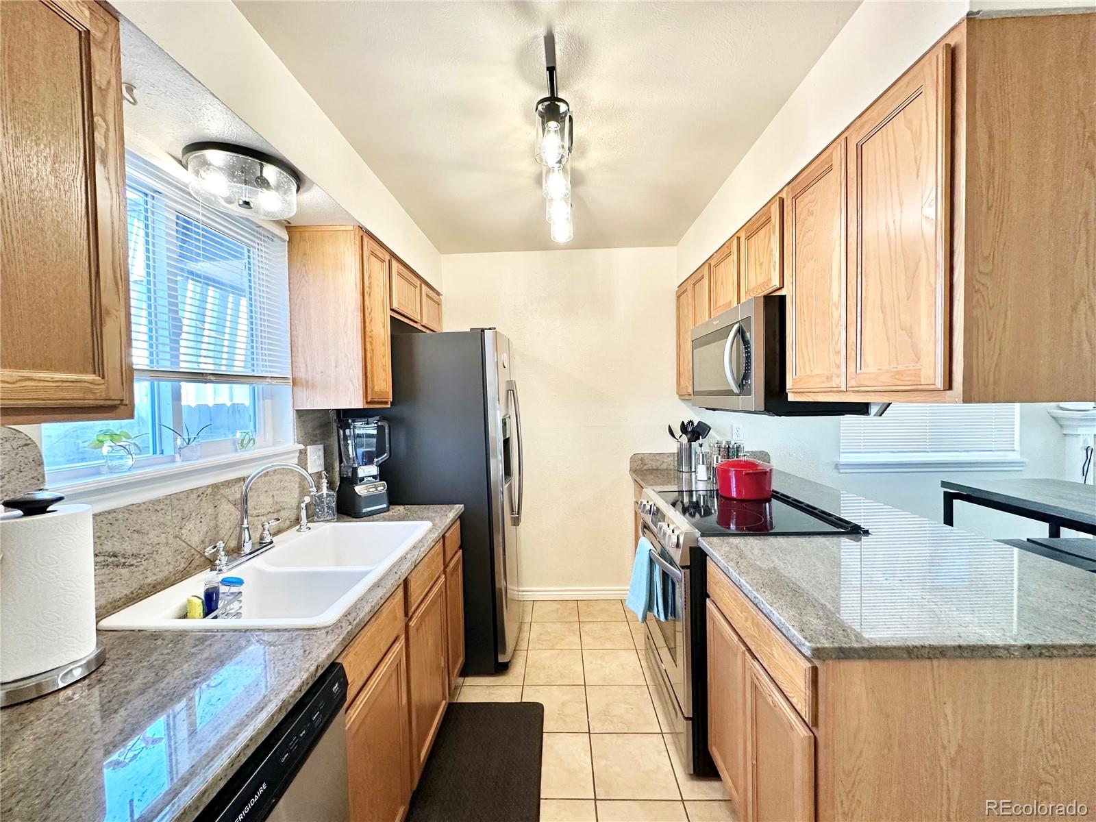 8115 W 54th Place #9, Arvada, CO 80002, 2 Bedrooms Bedrooms, ,2 BathroomsBathrooms,Rental,For Rent,Weeping Willow Townhomes,54th,REC8379877