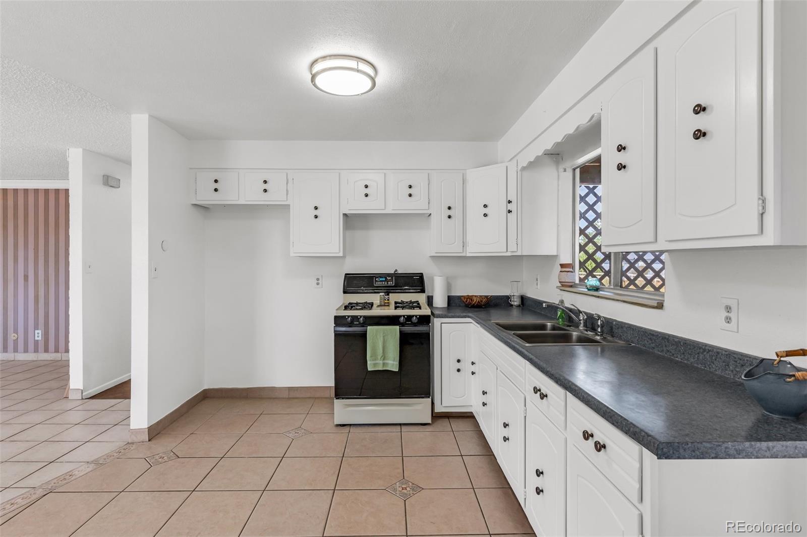 207 Autobee Lane, Avondale, CO 81022, 3 Bedrooms Bedrooms, ,2 BathroomsBathrooms,Residential,For Sale,Autobee,REC4219332