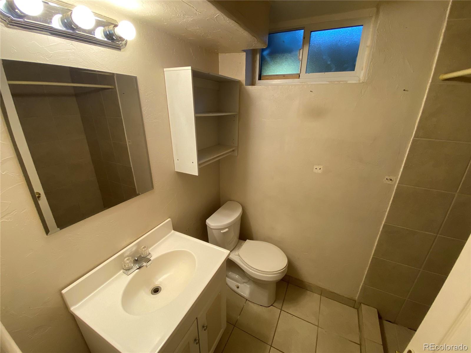 190 Hemlock Street, Broomfield, CO 80020, 4 Bedrooms Bedrooms, ,2 BathroomsBathrooms,Residential,For Sale,Hemlock,REC2796305